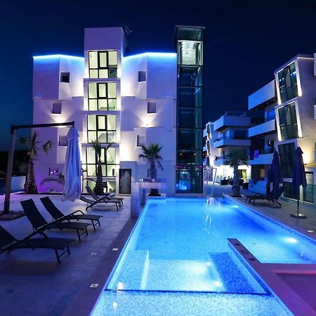 Boutique Residence Cosmopolis 1 ビビニェ エクステリア 写真