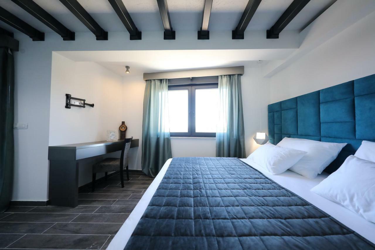 Boutique Residence Cosmopolis 1 ビビニェ エクステリア 写真