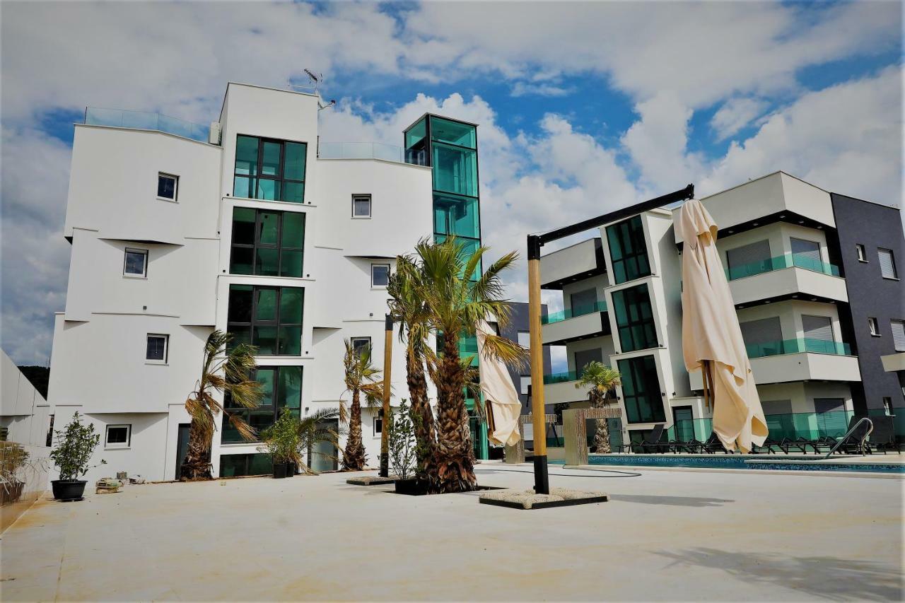 Boutique Residence Cosmopolis 1 ビビニェ エクステリア 写真