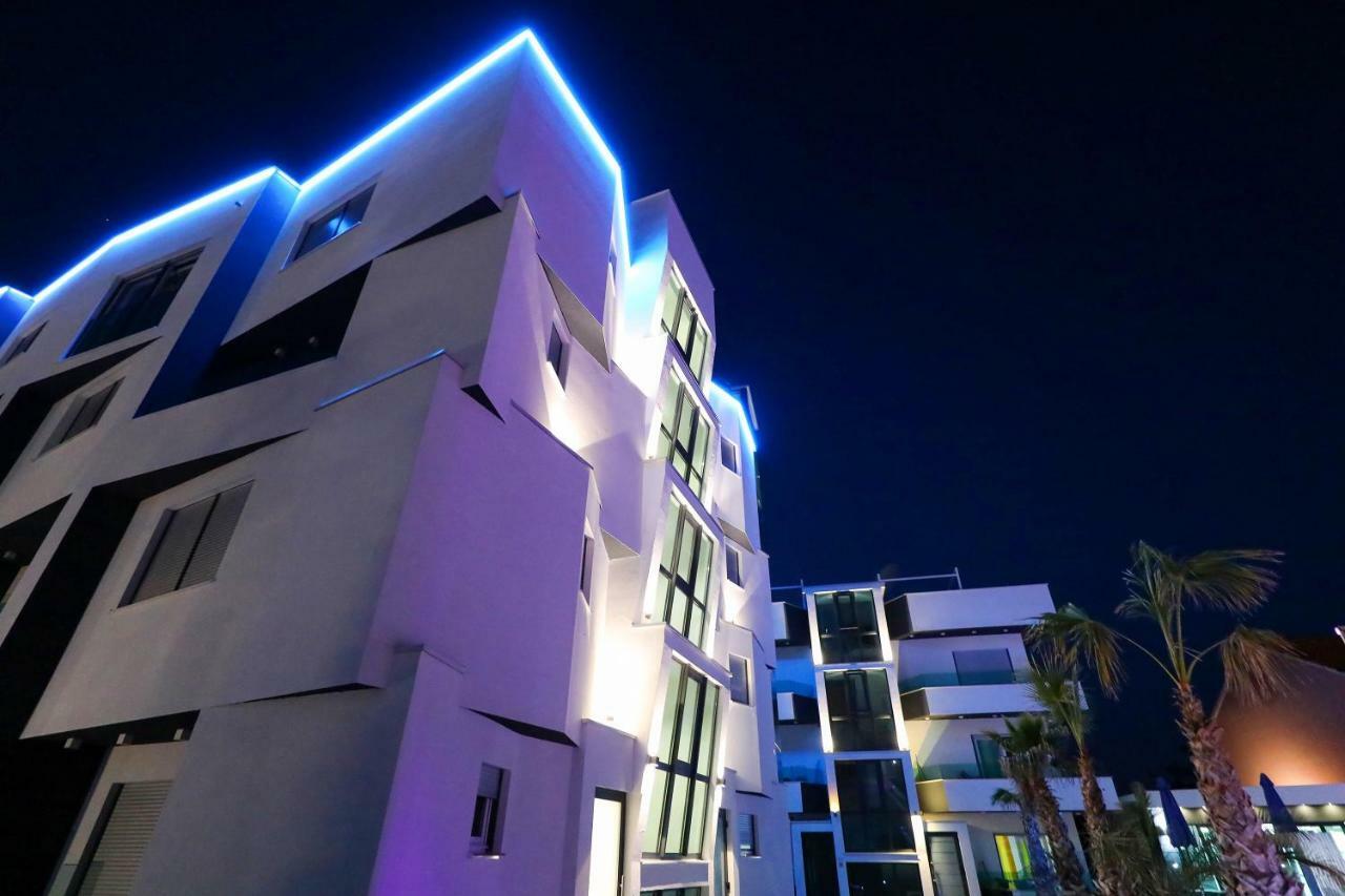 Boutique Residence Cosmopolis 1 ビビニェ エクステリア 写真