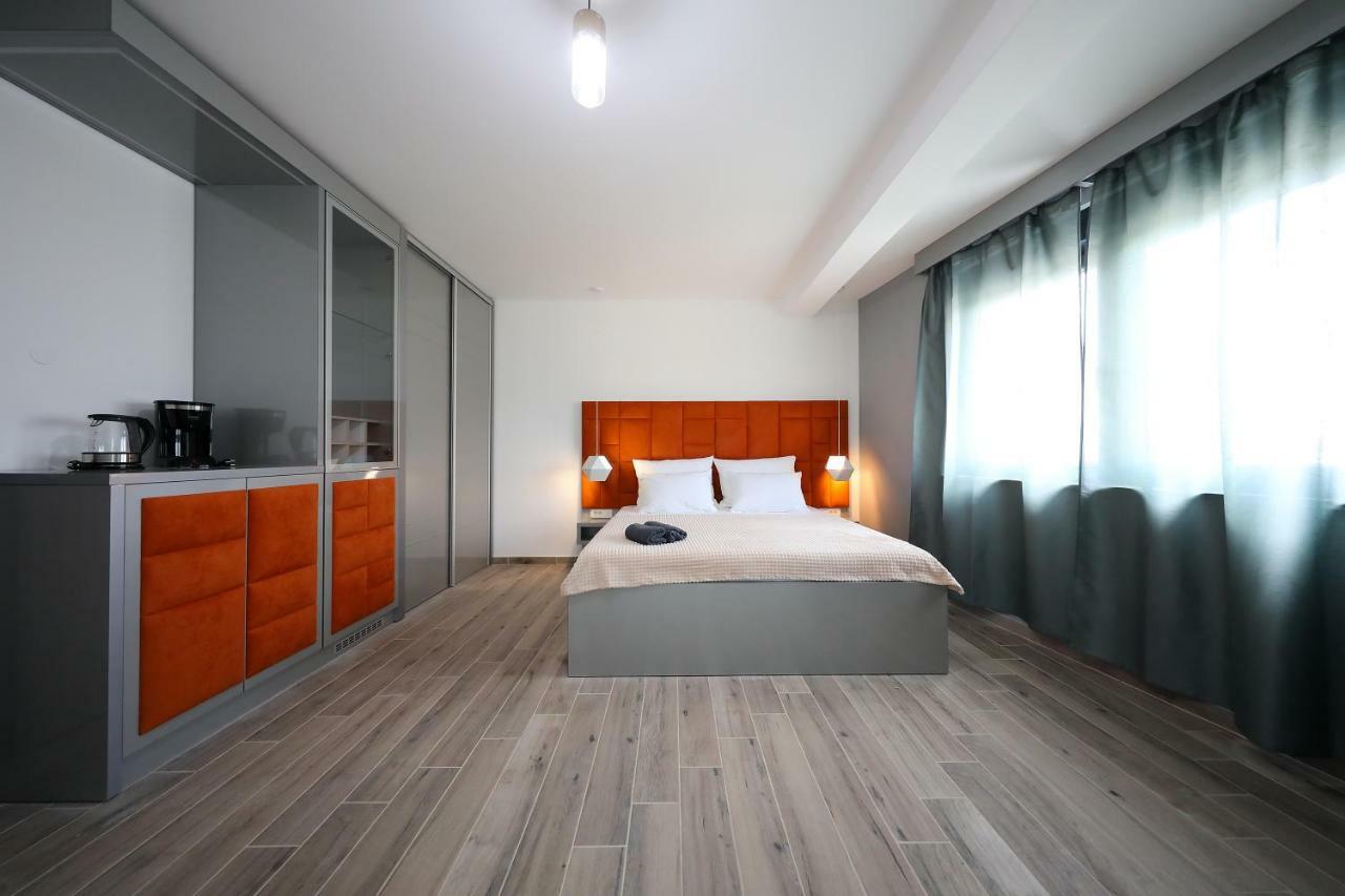 Boutique Residence Cosmopolis 1 ビビニェ エクステリア 写真