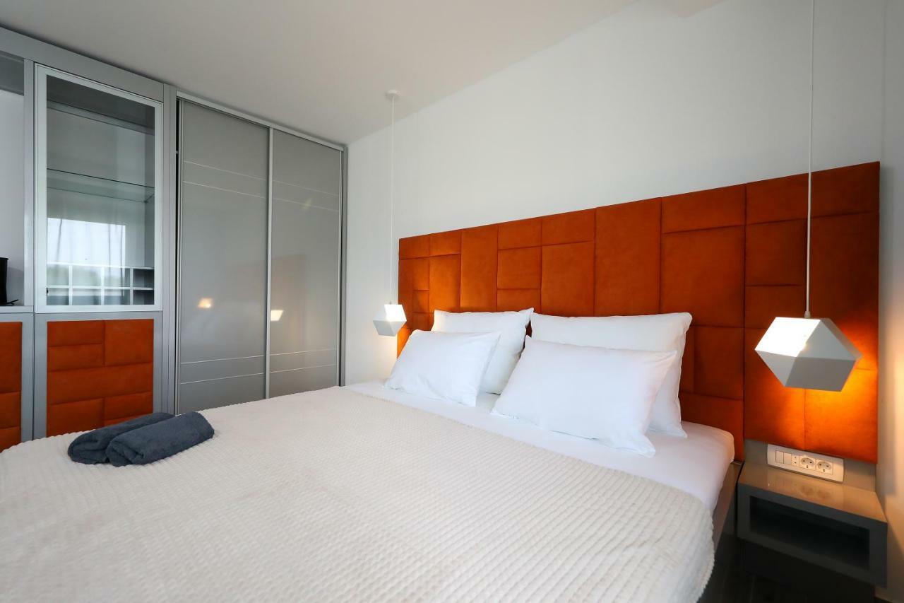 Boutique Residence Cosmopolis 1 ビビニェ エクステリア 写真