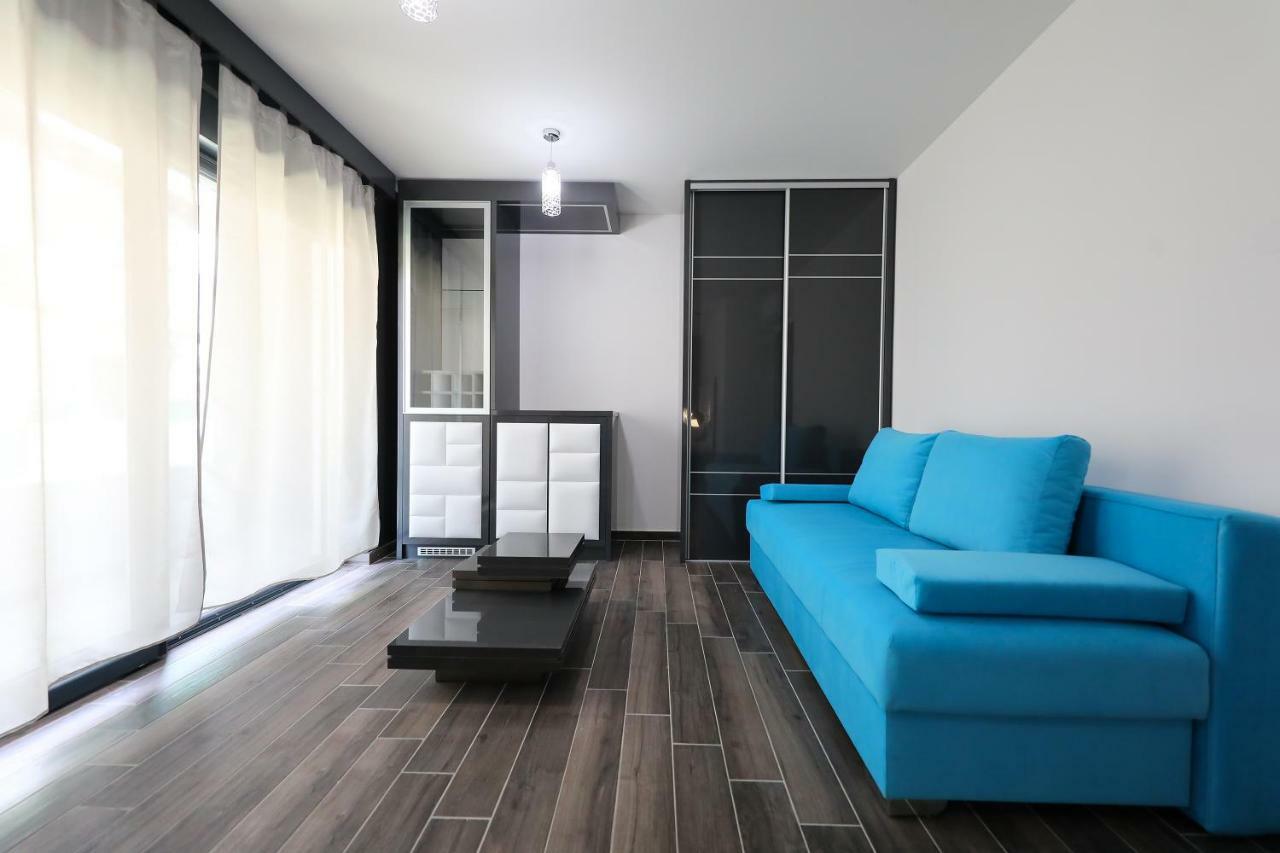 Boutique Residence Cosmopolis 1 ビビニェ エクステリア 写真