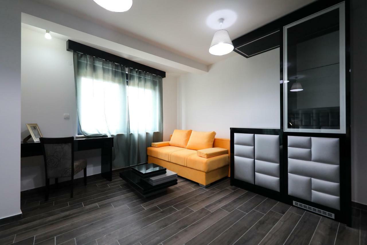 Boutique Residence Cosmopolis 1 ビビニェ エクステリア 写真