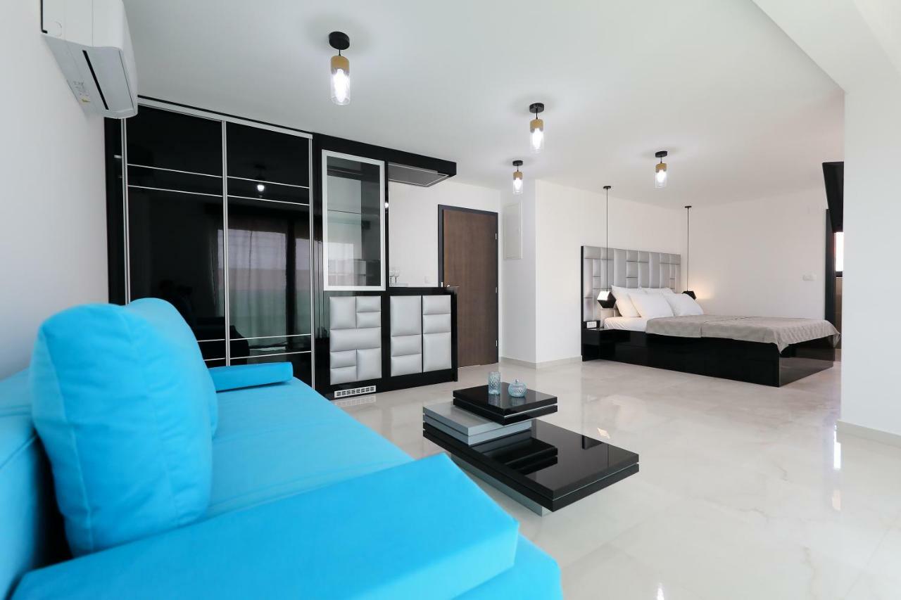 Boutique Residence Cosmopolis 1 ビビニェ エクステリア 写真